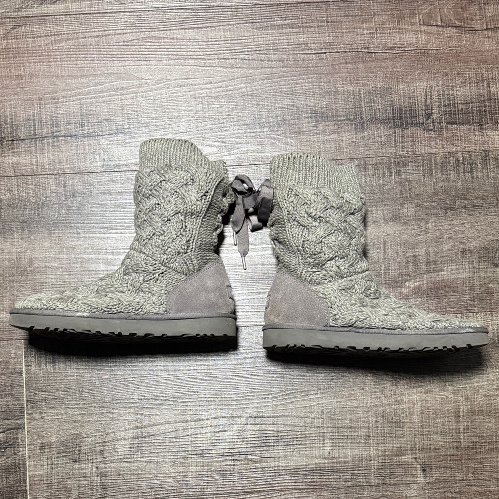 Cozy Gray Knit Women's Boots